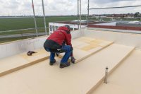 STEICO roof dry - Holzfaser-Dämplatte für Flachächer | 60-200mm