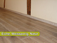 Woodline Eiche Natur Weissporig , gebürstet, 4-gefast, 2,0 x 15 x 80 - 190 cm, farbig behandelt